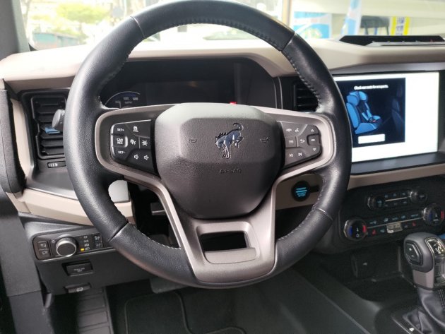 Bronco® Wildtrak 2.7L 越野傳奇 7